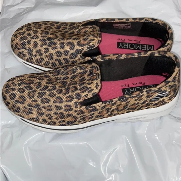 Skechers Go Walk Brown and Black Leopard Print Sneakers Size 7 - Picture 3 of 11